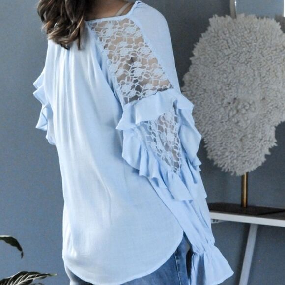 Lace Trimmed Blouse - Picture 3 of 6